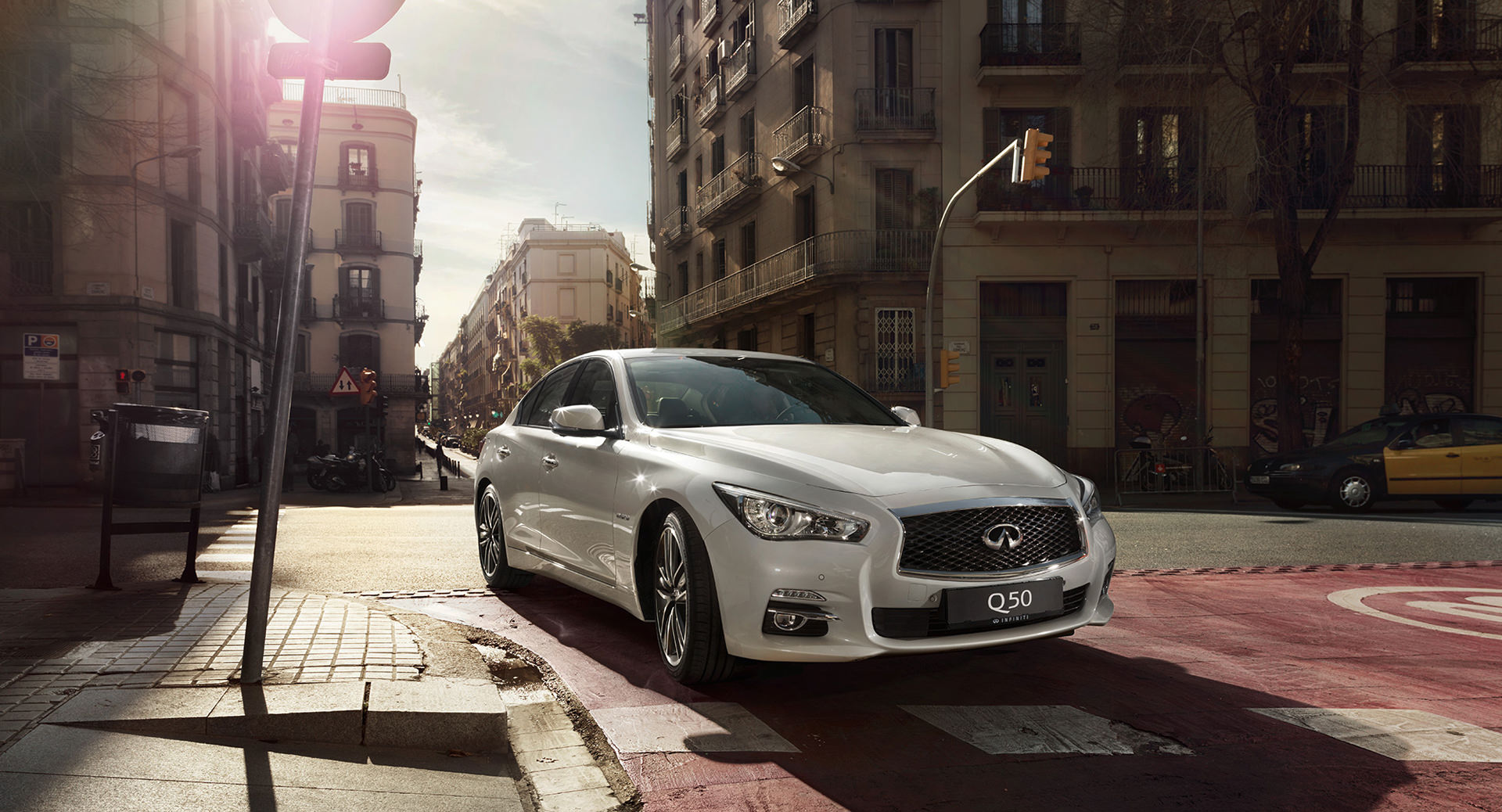 ©ankeluckmann1060p, ©ankeluckmann1063p, Infiniti, Q50, anke luckmann, Kai Tietz, barcelona, editorial, white,