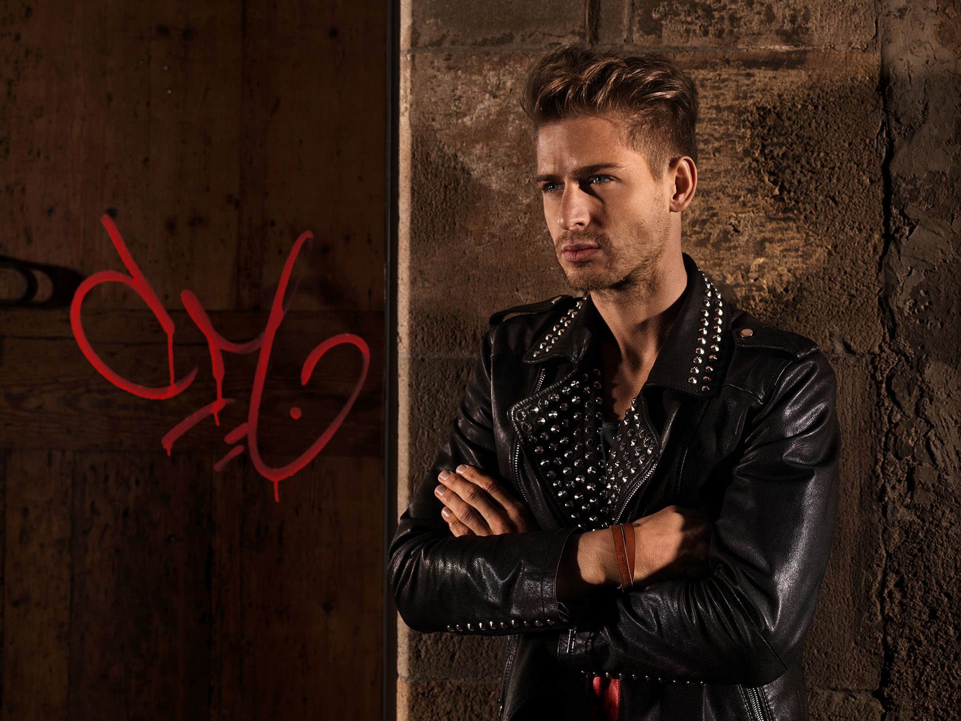 Bad Boyz, Christian Deerberg, Seat Ibiza Cupra, Red Indians, Editorial, Barcelona, Spain, Transportation, anke luckmann, kai tietz, www.ankeluckmann.com, lifestyle