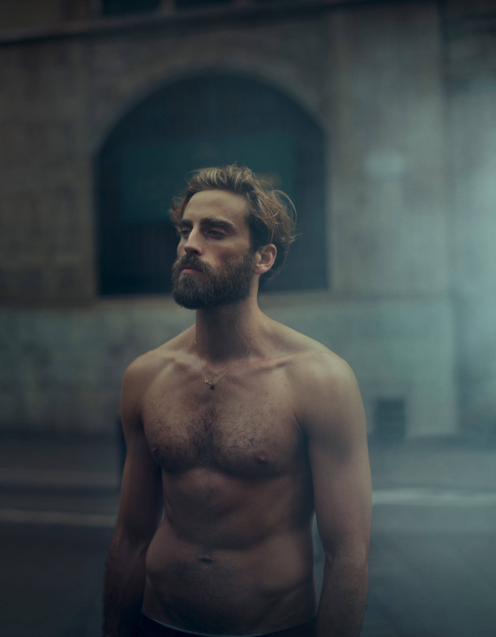 ©ankeluckmann1401, Audi Magazine, Audi quattro film, barcelona, transportation, audi, anke luckmann, kai tietz, www.ankeluckmann.com, loved, urban, running, fog, runner, barefoot, elisabeth winter