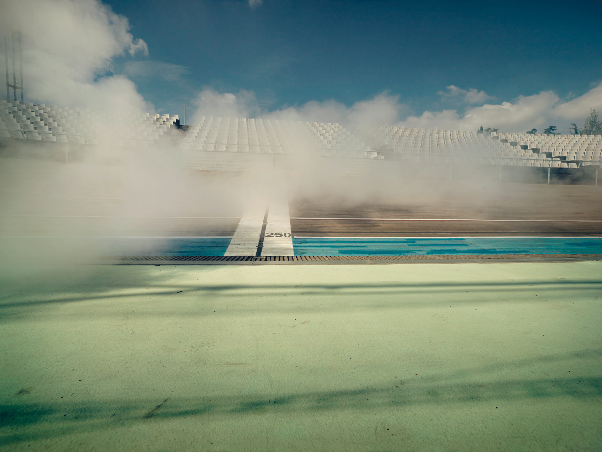 Audi Magazine, Audi quattro film, barcelona, transportation, audi, anke luckmann, kai tietz, www.ankeluckmann.com, loved, runner, sport, stadion, fog