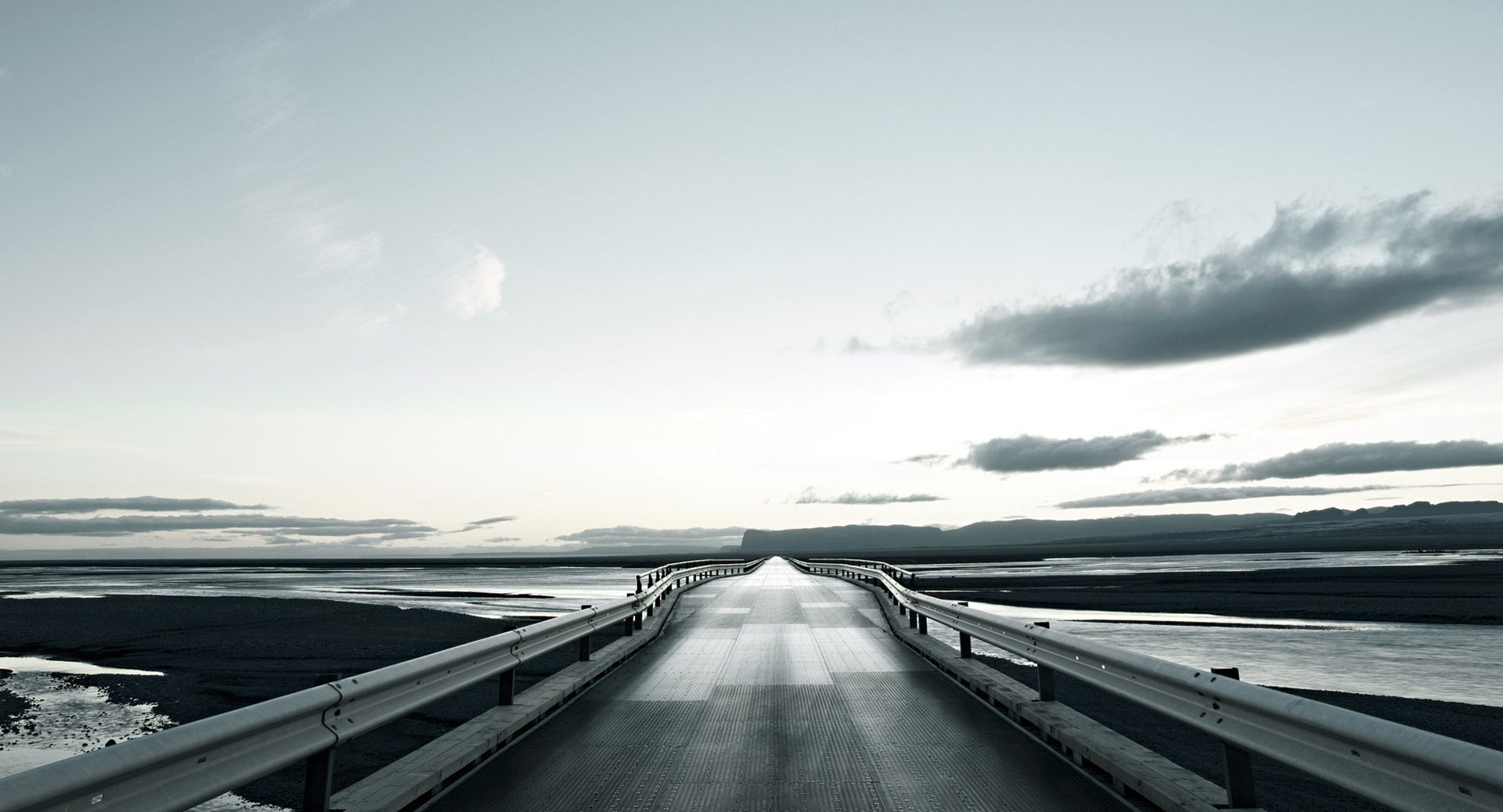 2006 09 09 iceland 0189, landscape, personal work, bridge, river, www.ankeluckmann.com, anke luckmann,