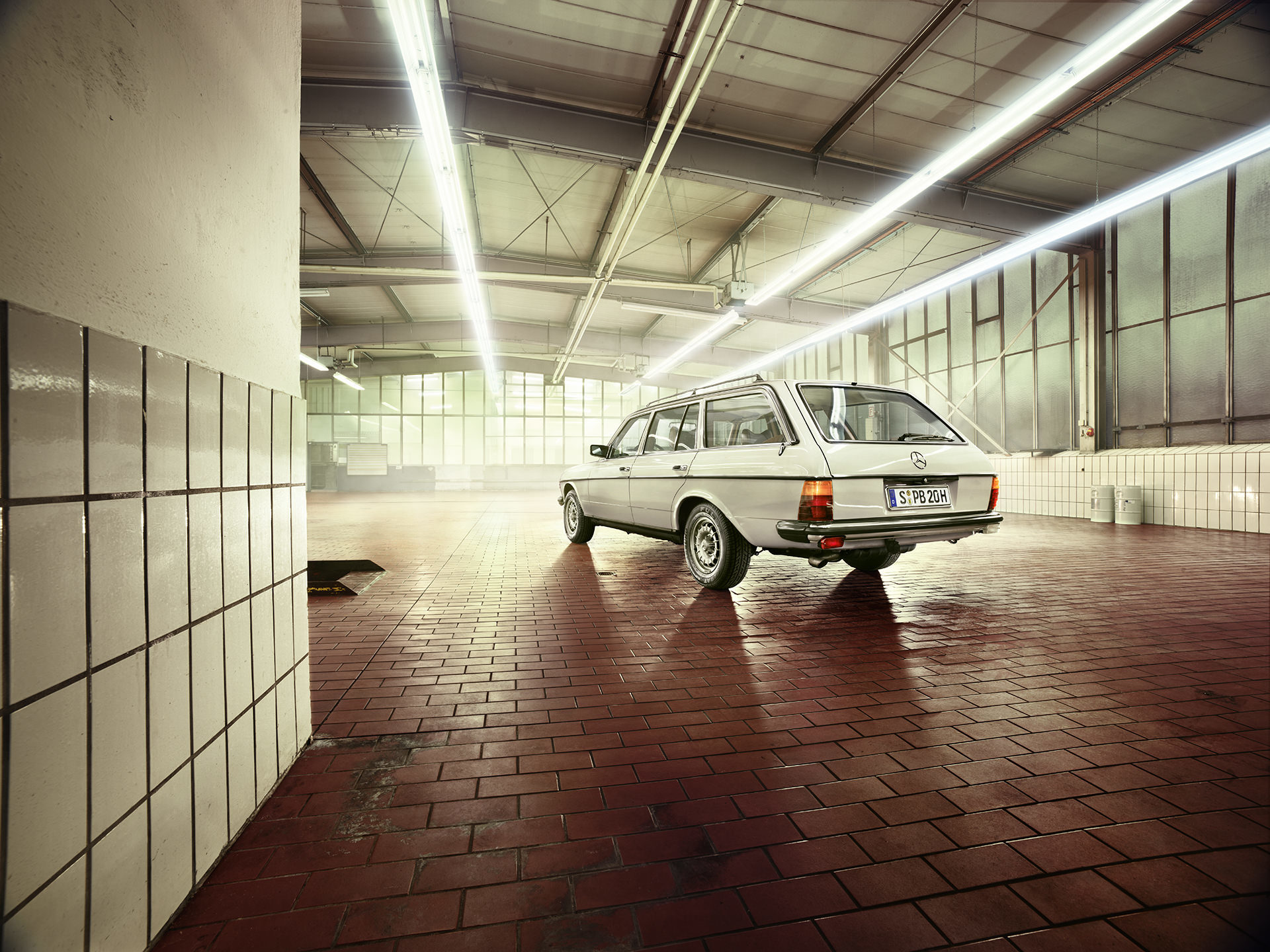 ©ankeluckmann1494, germany, Mercedes-Benz, classic cars, people, transportation, mercedes-benz, Shanghai Berlin, anke luckmann, kai tietz, www.ankeluckmann.com