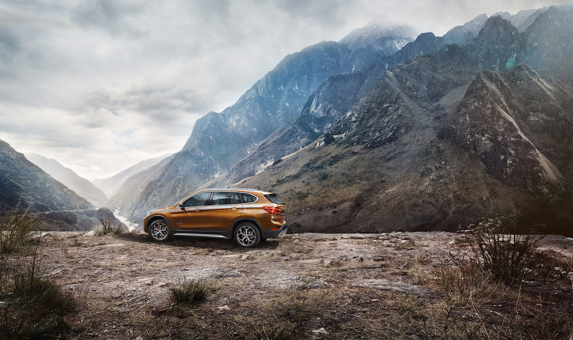 BMW X1, BMW, X1, China, transportation, nature, backcountry, mountains, anke luckmann, beijing-eye, www.ankeluckmann.com, Anke Luckmann, serviceplan