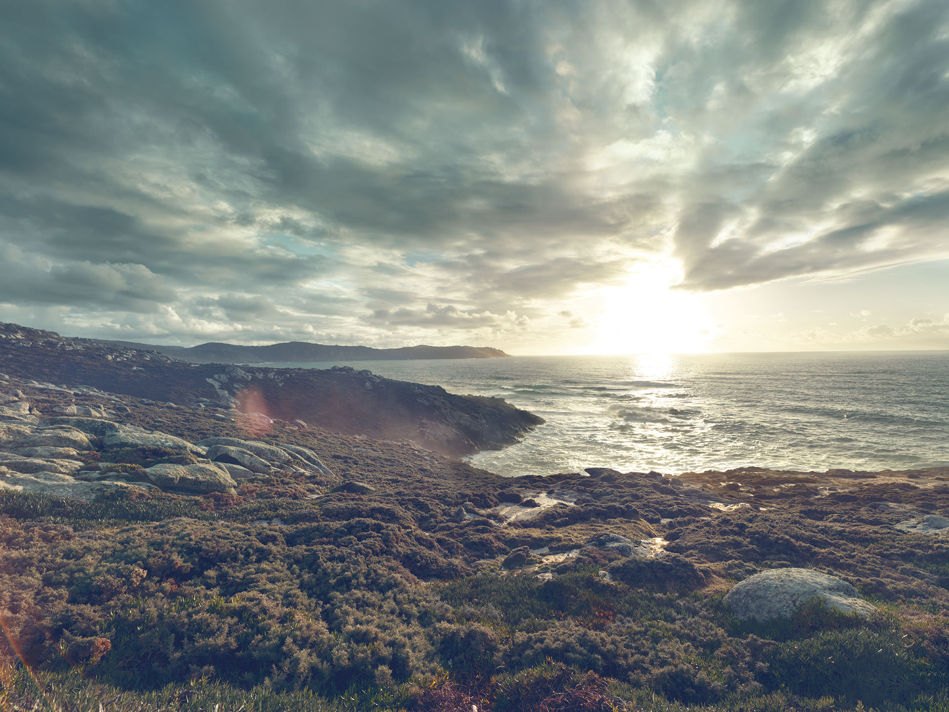 ©ankeluckmann1722, coast, galicia, green, landscape, rocks, spain, anke luckmann, www.ankeluckmann.com, sea