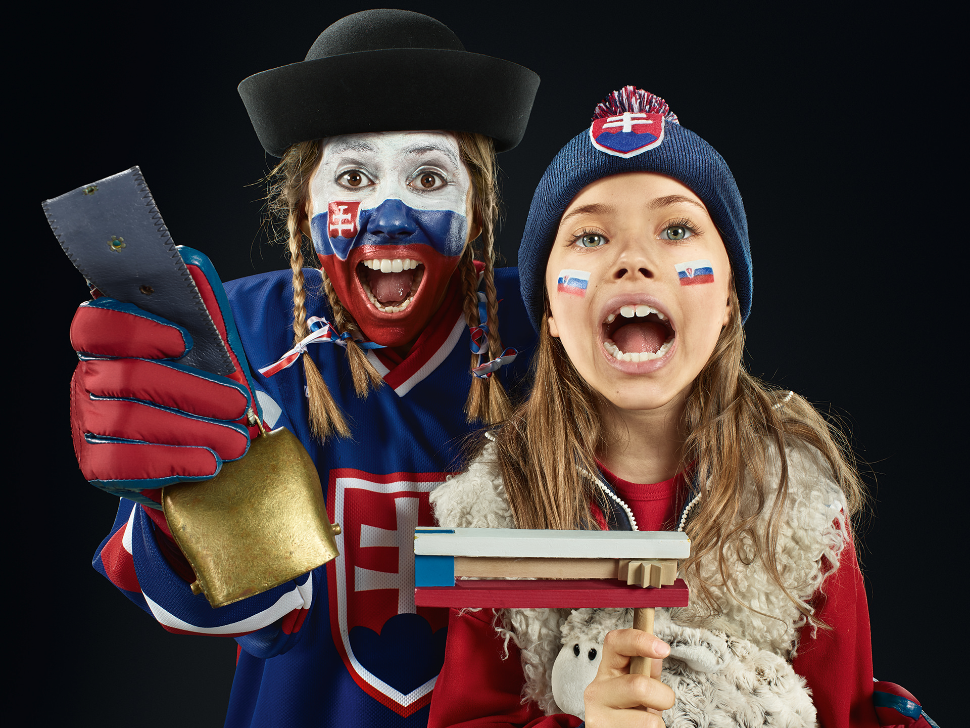 slovakia, fan ,flag ,www.ankeluckmann.com ,family ,parent ,kid ,skoda, anke luckmann, kai tietz, icehockey, sports, world cup, Skoda IIHF World Cup 2017,