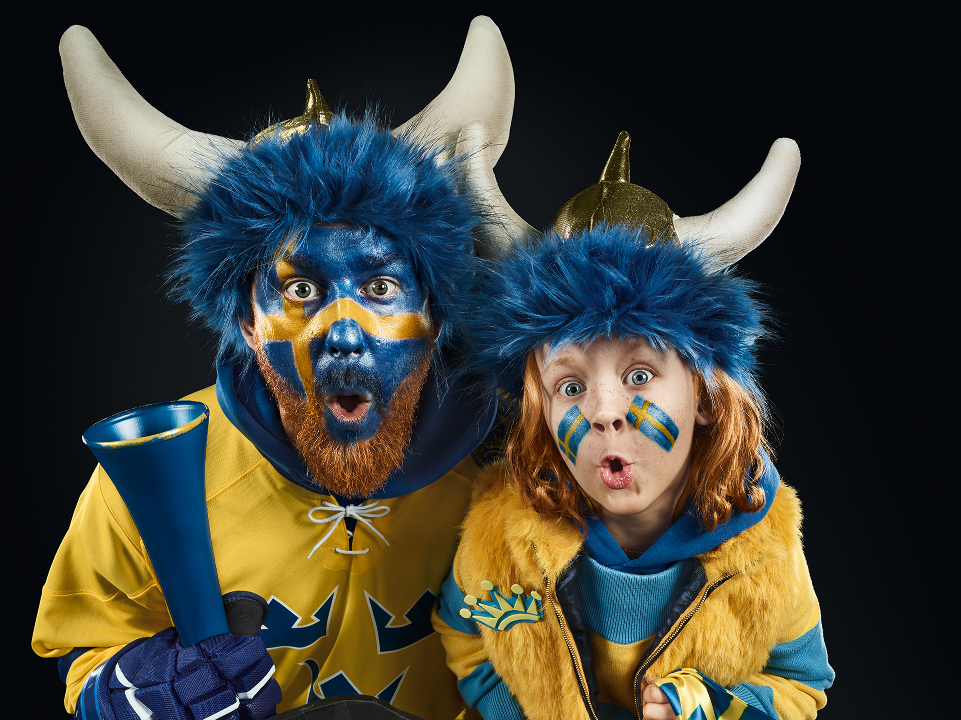 fan ,flag ,www.ankeluckmann.com ,family ,parent ,kid ,skoda, anke luckmann, kai tietz, icehockey, sports, world cup, Skoda IIHF World Cup 2017, sweden