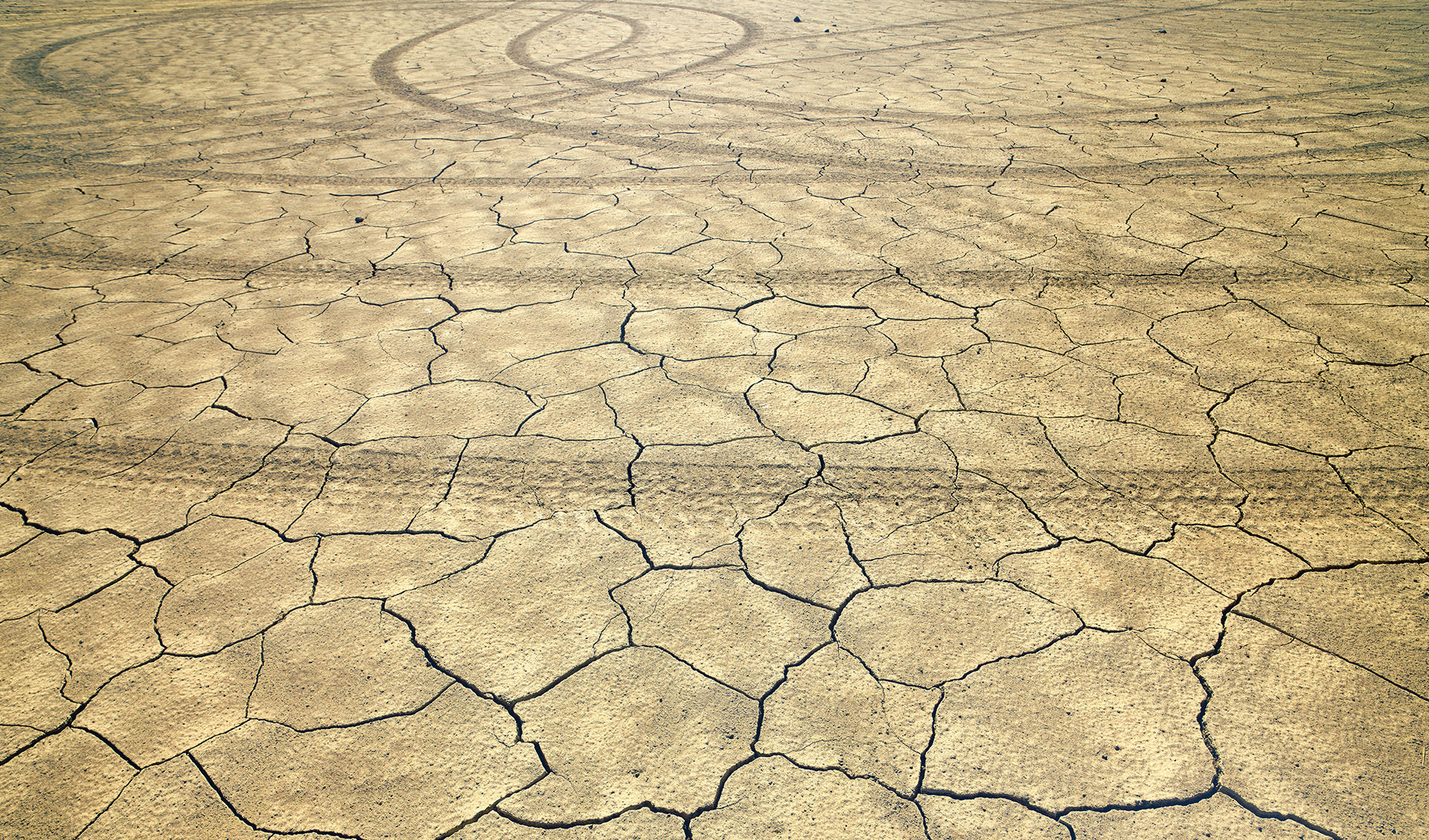 Mercedes Benz X-Klasse, Anke Luckmann, ©ankeluckmann, campaign, LLR, kai tietz, X class, landscape, desert, track, dry