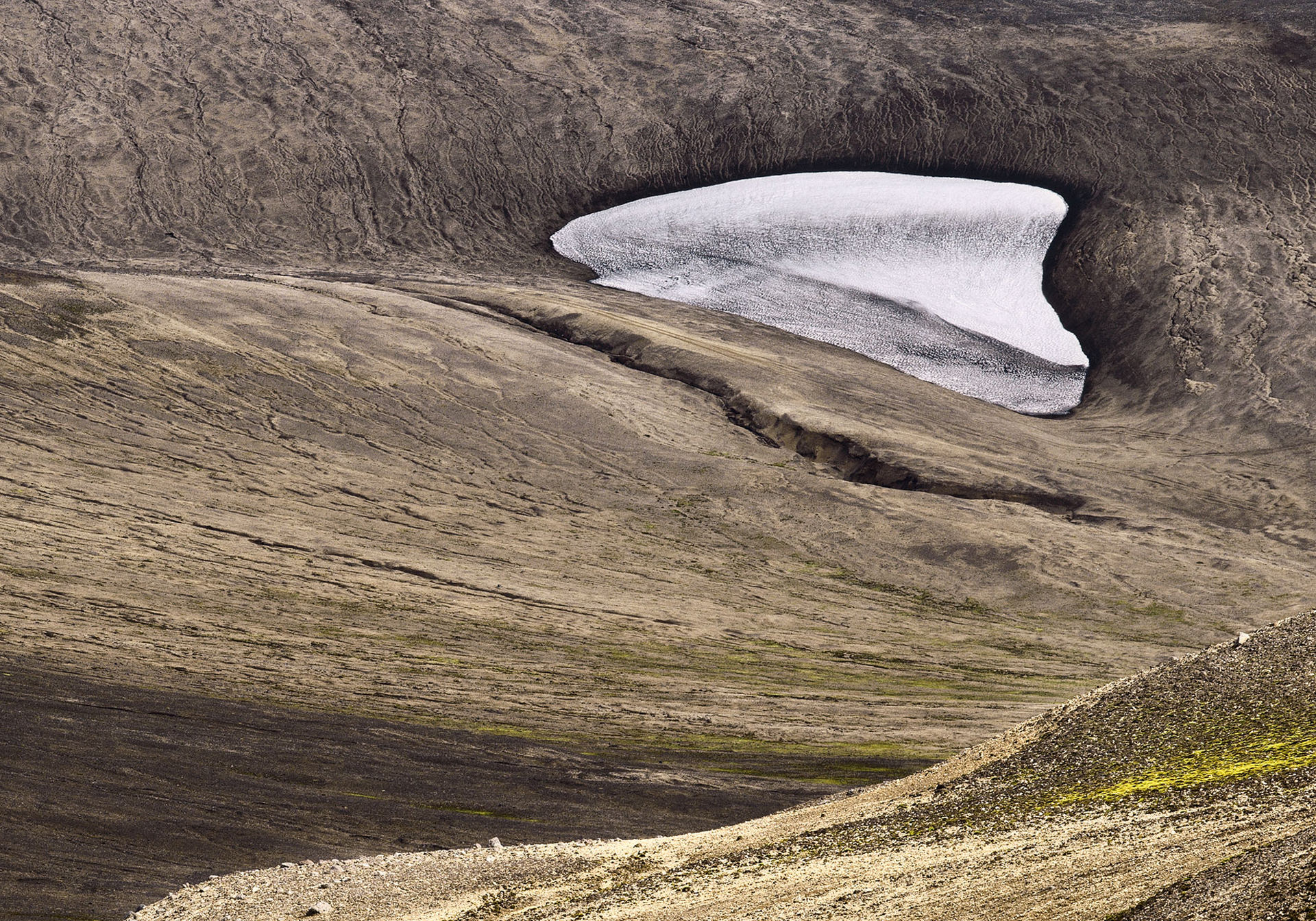 2006 09 05 iceland 0110, landscape, personal work, mountain, www.ankeluckmann.com, anke luckmann, snow