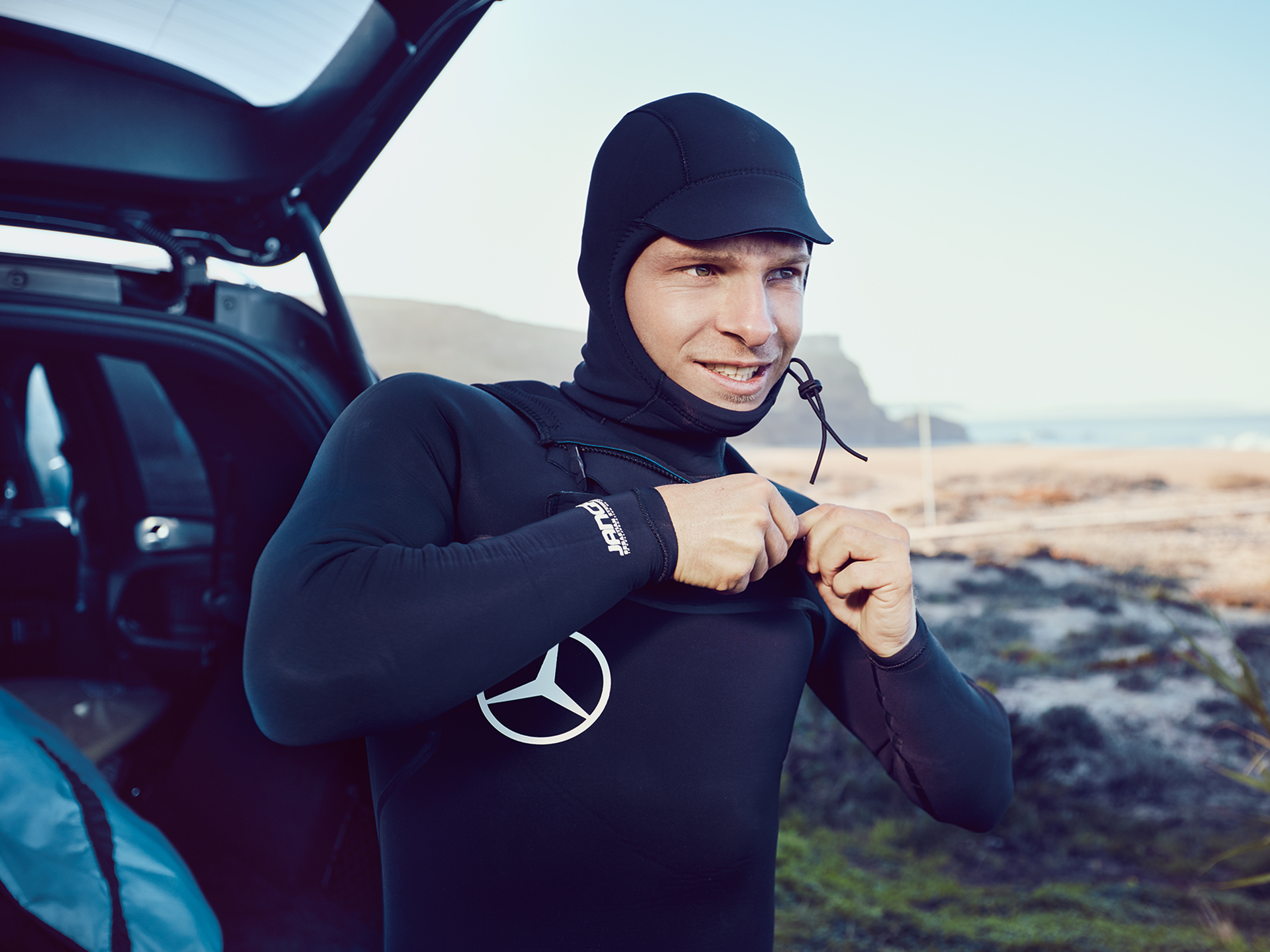 portugal, nazare, sebastian steudtner, surf, mercedes benz