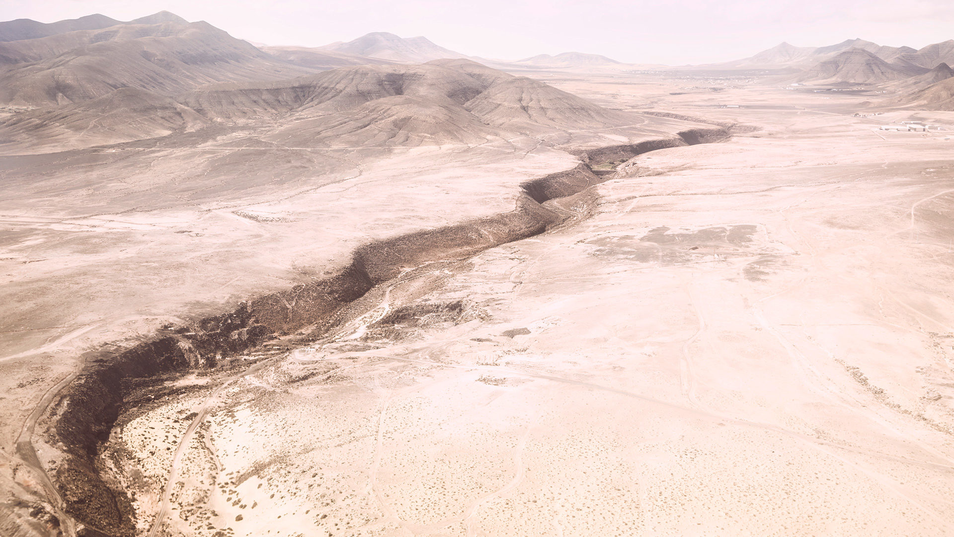 ©ankeluckmann2544p 1080