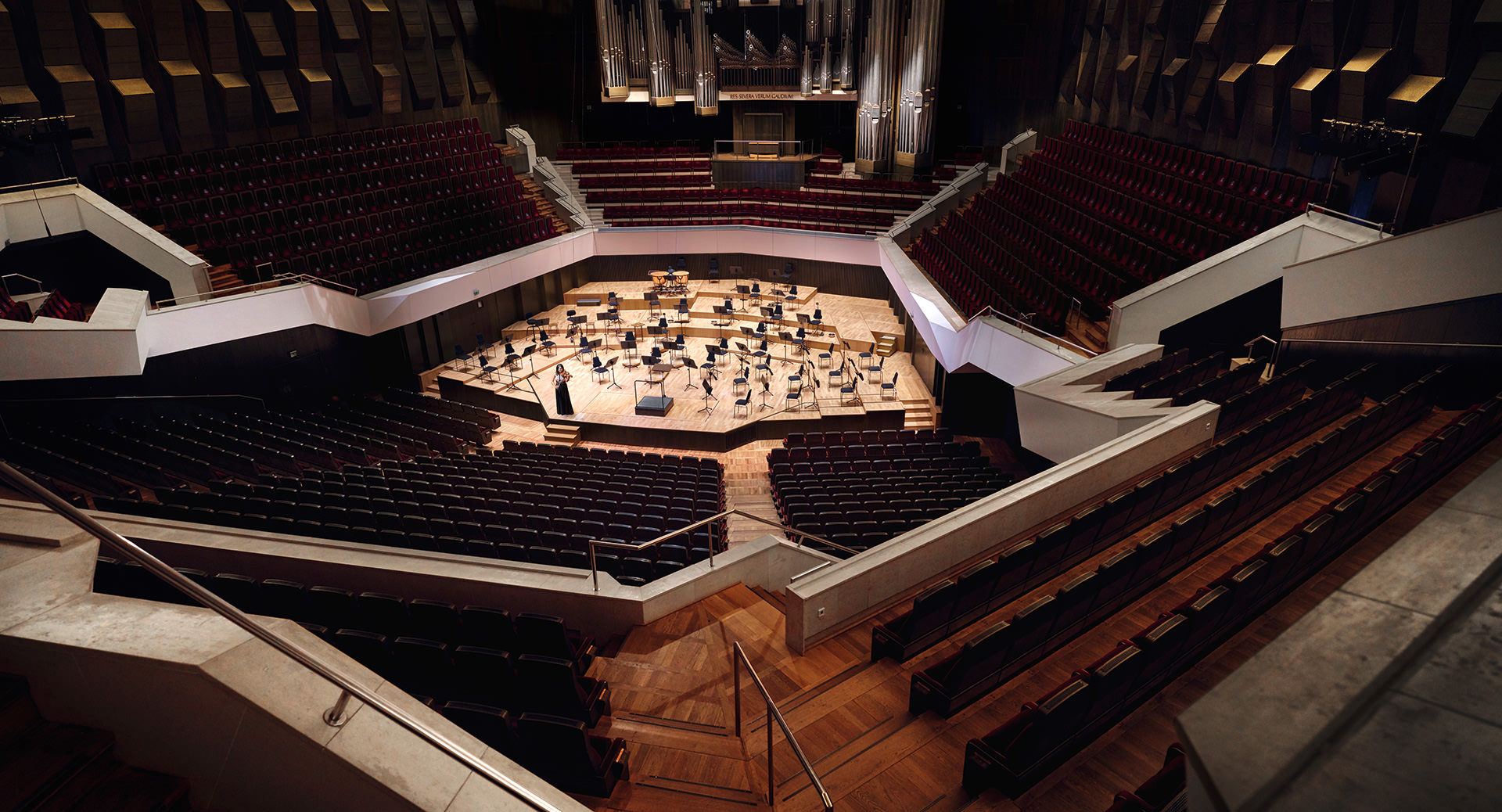 Porsche Panamera meets Yun Li Cho