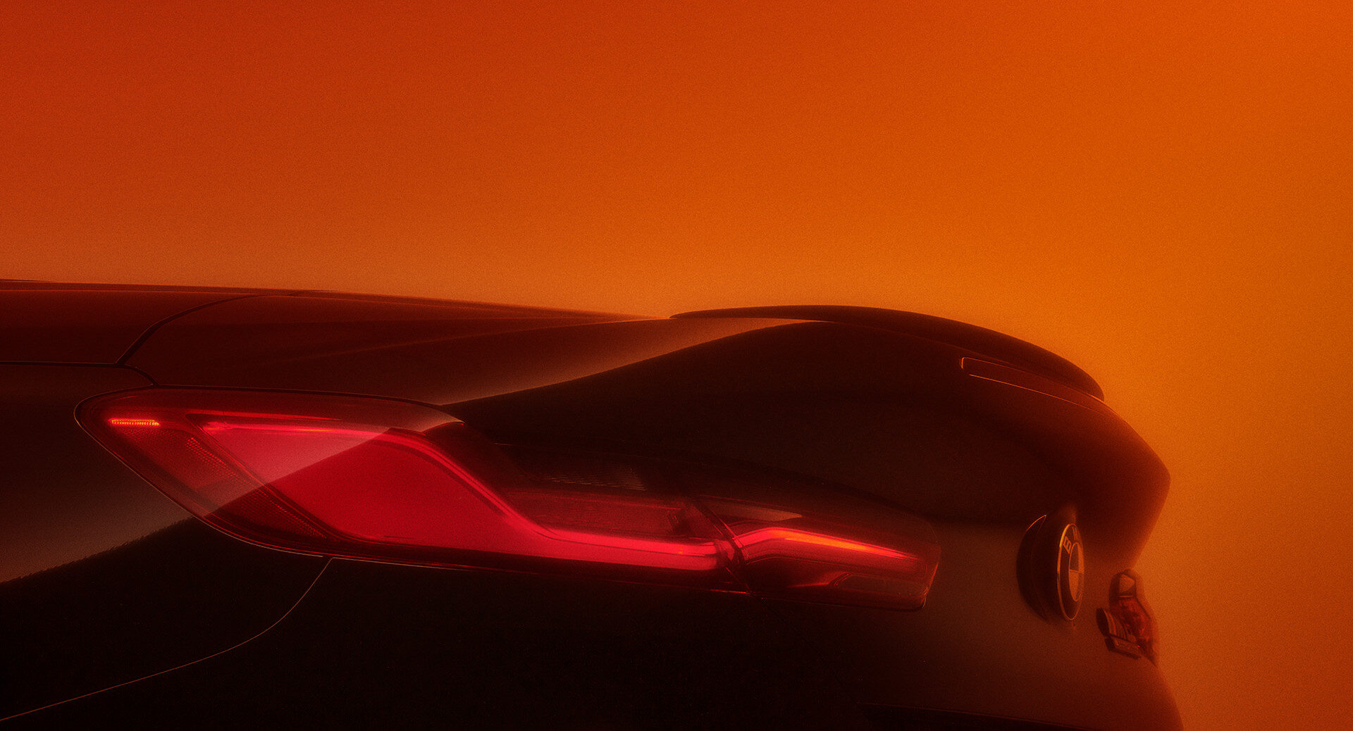 BMW M8 Cabrio racing green