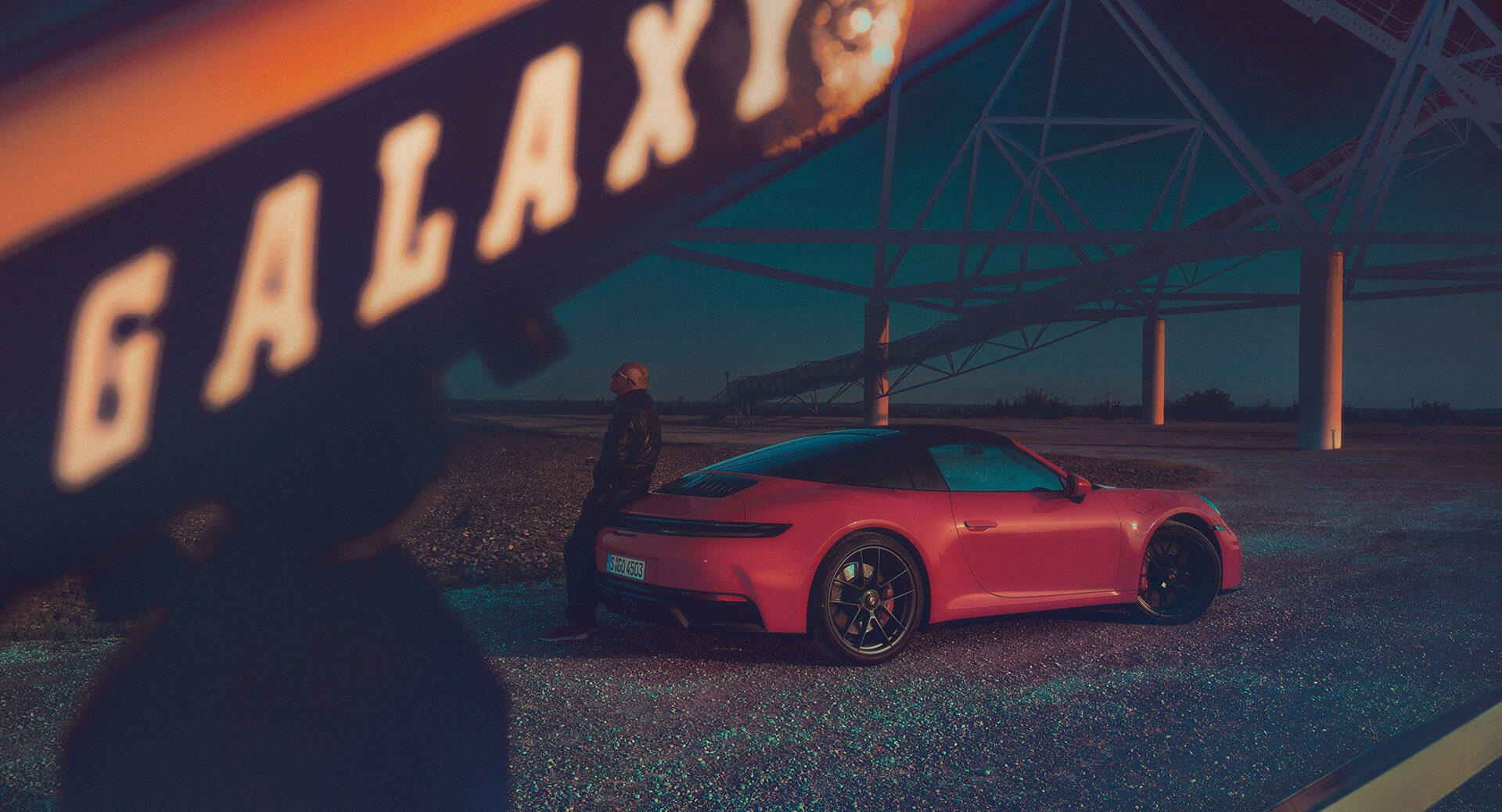 Porsche 911 GTS T Hybrid