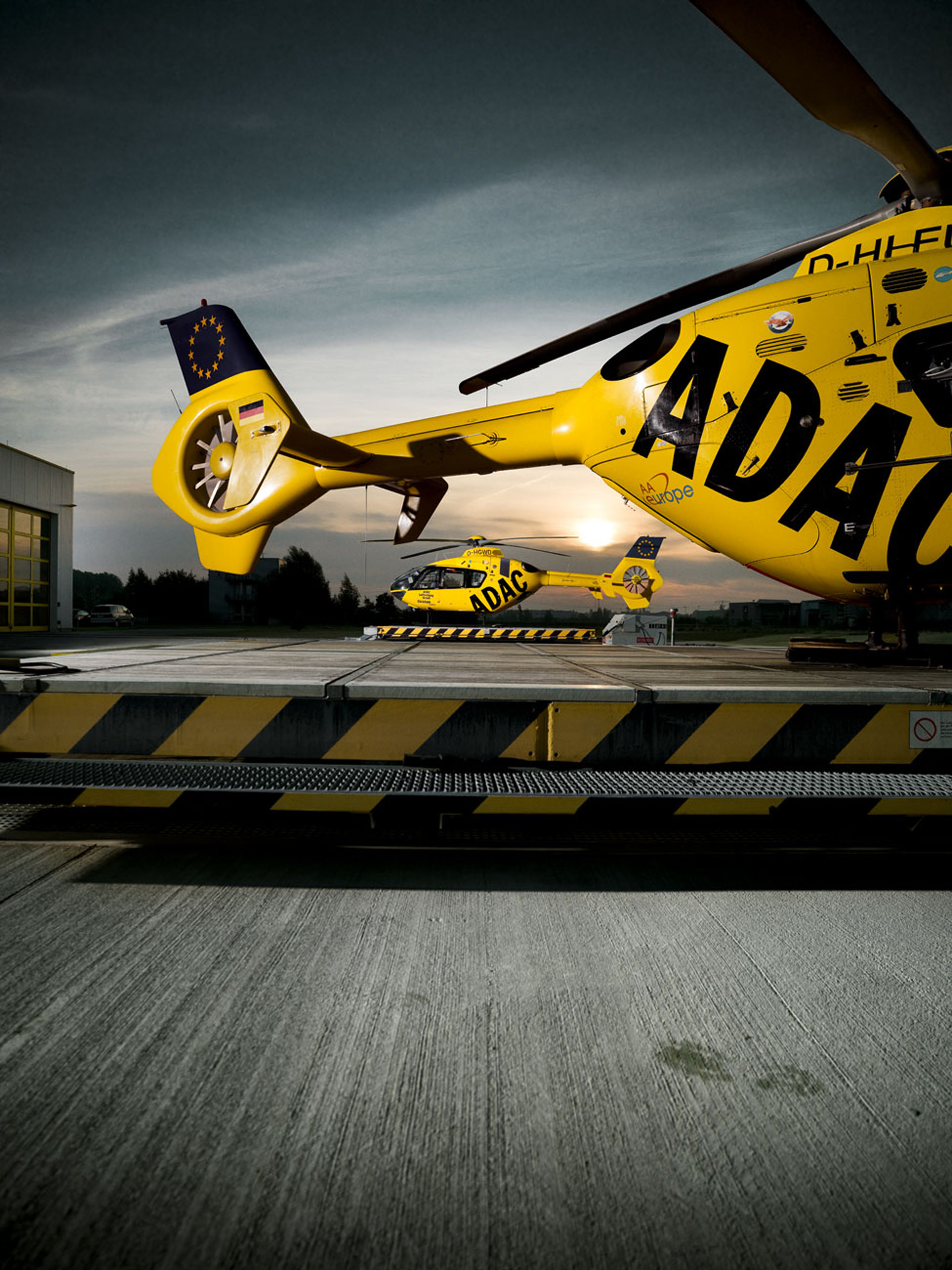 gelbe engel, adac, luftrettung, rescue, helicopter, Germany, anke luckmann, www.ankeluckmann.com, kai tietz, reportage, editorial