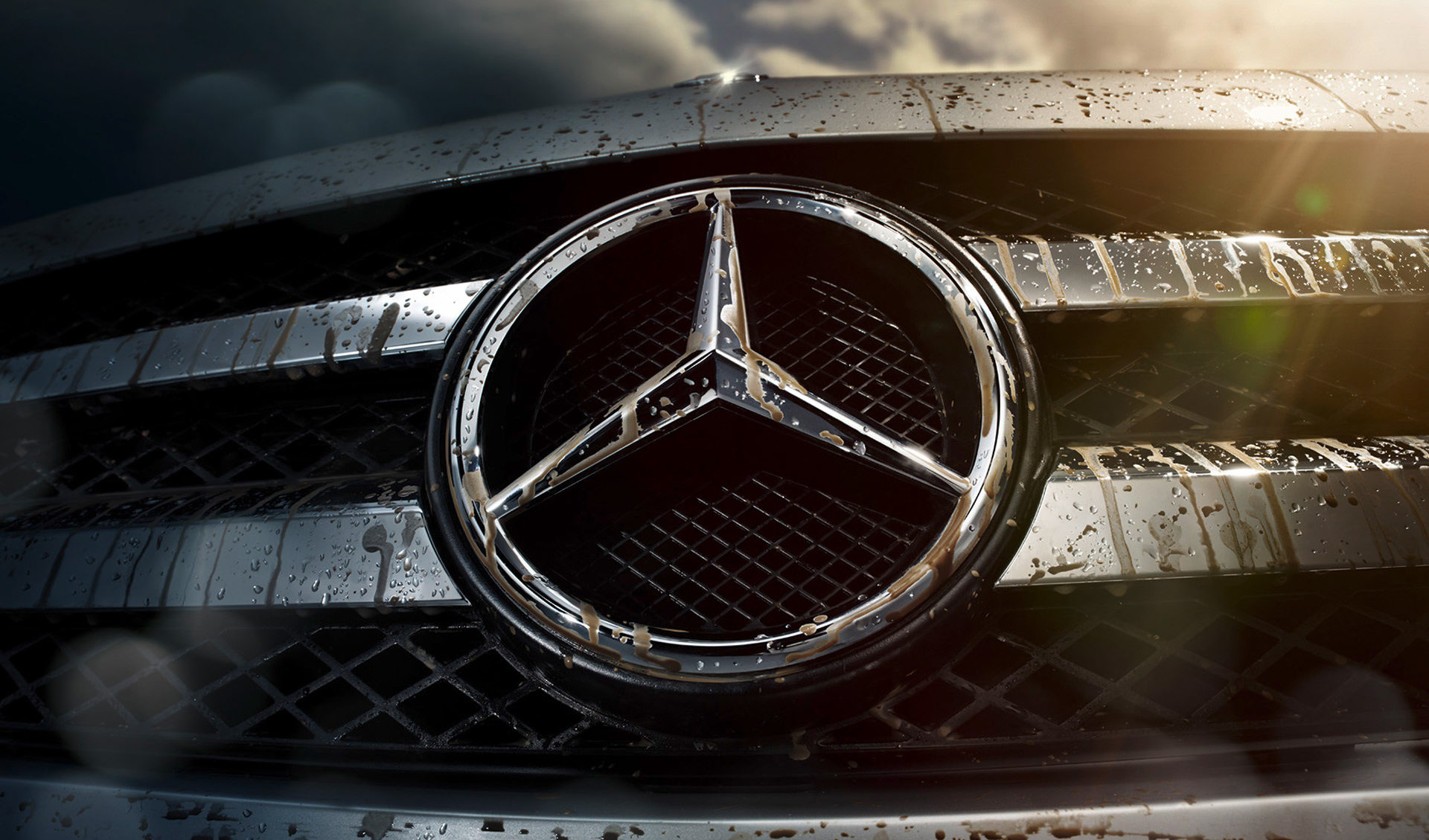 logo, mercedes star, dirt, MB Vans Startbox LLR, Mercedes-Benz, transportation, Anke Luckmann, Kai Tietz, LLR, Vans, Spain, www.ankeluckmann.com, recom,