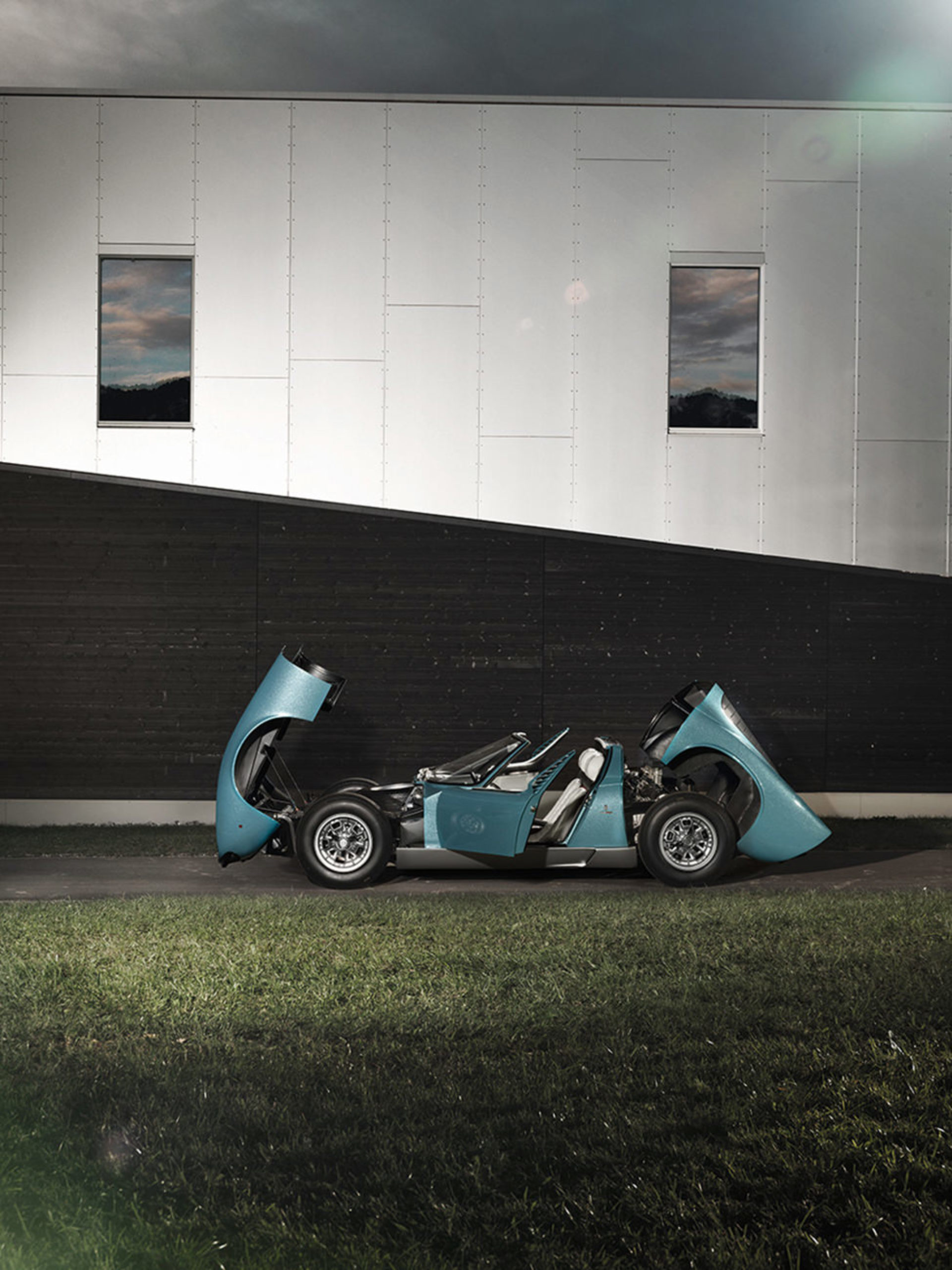 Lamborghini, Miura Roadster, Lamborghini Magazine, Schweiz, anke luckmann, www.ankeluckmann.com, kai tietz, blue, transportation, classic car